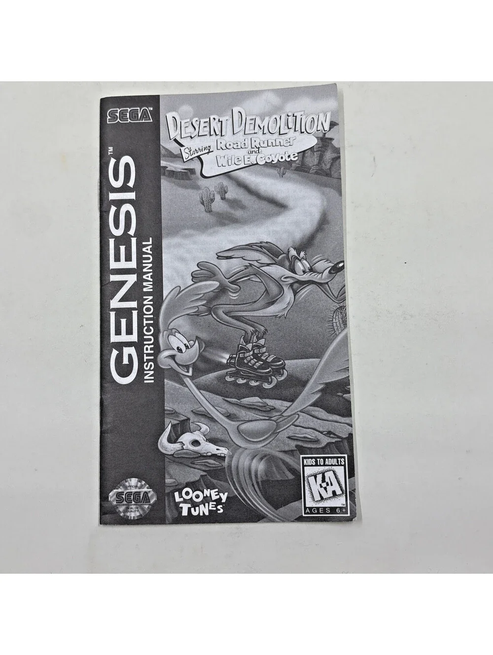 Desert Demolition Road Runner and Wile E. Coyote Sega Genesis Cartridge + Manual